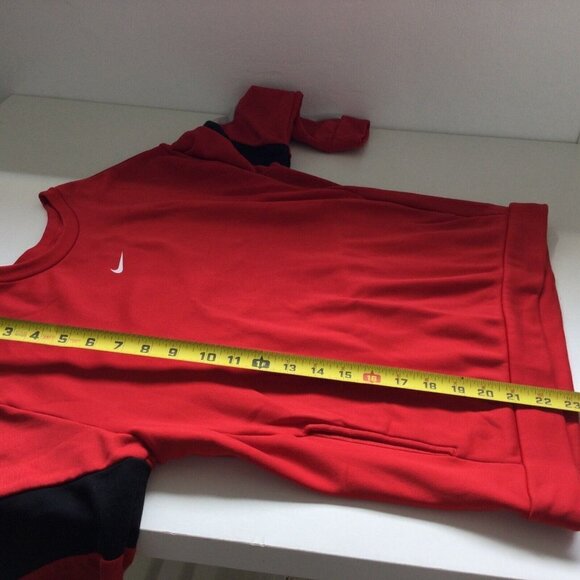 Nike Pullover Sweatshirt‎ Men Red Center Swoosh Logo Long Sleeve Ribbed Hem - Picture 4 of 6
